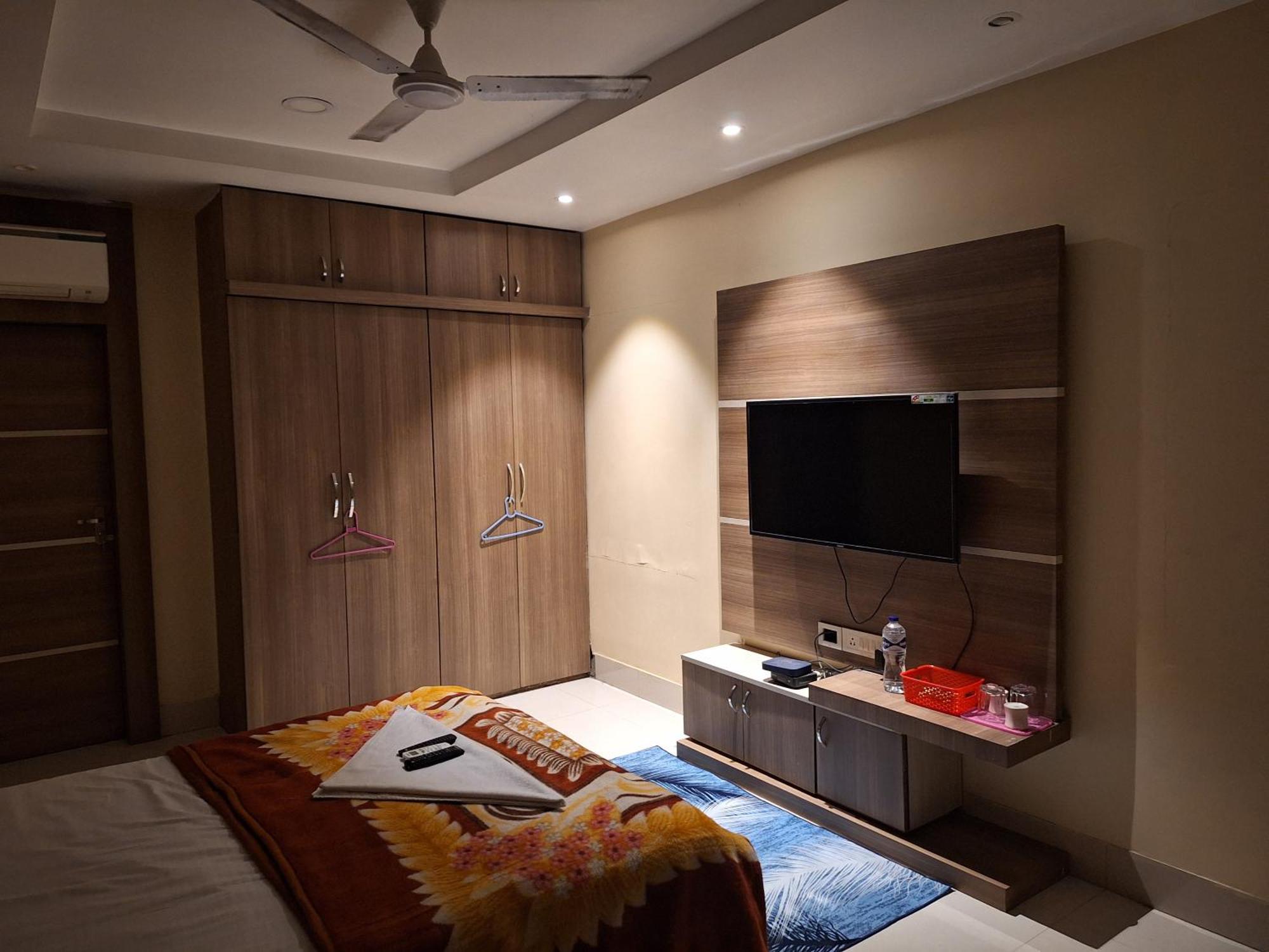 Mavenoak Dreams B&B Колката Екстер'єр фото